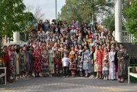 Бо иштироки занону духтарони вазорату идораҳо иқдоми ҷумҳуриявии «Тоҷикона мепӯшем!» доир гардид