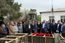 СОЛИ ОБОДОНИЮ СОЗАНДАГӢ. Дар Ҷамоати деҳоти Регари шаҳри Турсунзода бинои нави муассисаи таълимӣ бунёд карда мешавад