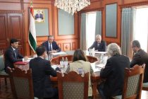 Дар Хатлон доир ба таъмини муассисаҳои таълимӣ бо ғизо вохӯрӣ баргузор гардид