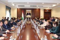 Дар Вазорати рушди иқтисод ва савдо ба муносибати Рӯзи иқтисодчиён ҳамоиши тантанавӣ доир гардид