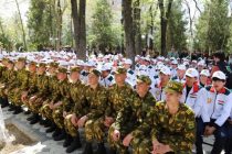 «ХИЗМАТ БА ВАТАН ҚАРЗИ ФАРЗАНДИИ МОСТ!». Ҷавонони шаҳри Ҳисор ба таври ихтиёрӣ ба комиссариати ҳарбӣ ҳозир шуданд