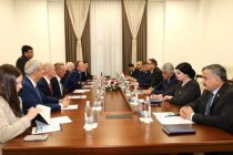 Муовини Раиси Маҷлиси намояндагон бо Президенти Сенати иёлоти Ютаи Амрико вохӯрӣ намуд