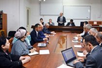 Дар доираи Даҳаи муаррифии илми академии тоҷик дар Институти фалсафа ва сиёсатшиносӣ ҳамоиши илмӣ доир гардид