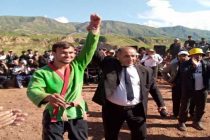 Алишер Назаров Шоҳҷоизаи Мусобиқаи гӯштини  миллӣ  дар шаҳри  Ҳисорро соҳиб шуд