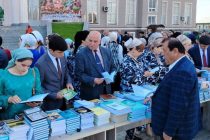 Дар шаҳру ноҳияи вилояти Хатлон намоиш-фурӯши китоб доир гардид