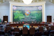 Дар Душанбе ҳамкории давлат, илм ва бахши хусусӣ дар таъмини рушди устувори соҳибкорӣ муҳокима гардид