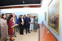 Дар Осорхонаи миллӣ  намоиши «Абдулло Ашуров — устоди мактаби мусаввирии тоҷик» ифтитоҳ ёфт
