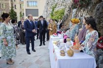 ОИЛА-МАКОНИ МЕҲРУ САДОҚАТ. Дар ноҳияи Варзоб барномаи  фарҳангию фароғатӣ баргузор шуд