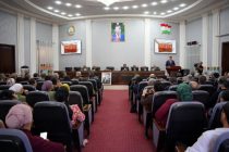 МИРЗО ТУРСУНЗОДА — ШОИРИ МИЛЛӢ ВА ШАХСИЯТИ ҶАҲОНӢ. Ба ифтихори  115-солагии шоир конференсияи ҷумҳуриявӣ баргузор шуд