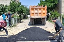 35-СОЛАГИИ ИСТИҚЛОЛИ ДАВЛАТӢ. Дар шаҳри Гулистон мумфаршкунии роҳҳо идома дорад