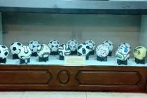 Туҳфаи Пешвои миллат — маҷмуи тӯбҳои расмии ҷомҳои ҷаҳонии FIFA ба Осорхонаи миллии Тоҷикистон  тақдим гардид