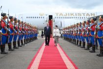 Президенти Ҷумҳурии Тоҷикистон Эмомалӣ Раҳмон бо сафари давлатӣ вориди шаҳри Улан-Батори Муғулистон шуданд