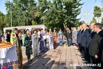 Рӯзи фарҳанги шаҳри Нораку ноҳияи Ёвон бо намоиши молу маҳсулоти саноатӣ ва кишоварзӣ  доир шуд
