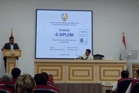 Оид ба низоми электронии дипломҳо машваратҳои омӯзишӣ баргузор шуданд
