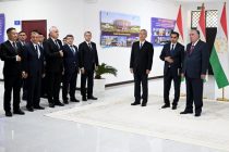 Пешвои миллат Эмомалӣ Раҳмон дар ноҳияи Файзобод якчанд иншооти соҳаи маорифро фосилавӣ ба истифода доданд
