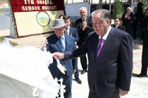 Президенти Ҷумҳурии Тоҷикистон Эмомалӣ Раҳмон дар ноҳияи Данғара бинои муассисаи томактабии «Зирамоҳ»-ро ба истифода доданд