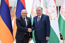 Президенти Ҷумҳурии Тоҷикистон Эмомалӣ Раҳмон бо Сарвазири Ҷумҳурии Арманистон Никол Пашинян мулоқот намуданд