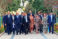 Бахшида ба ҷашни 35-солагии Истиқлоли давлатӣ дар шаҳри Душанбе барномаи фарҳангӣ доир шуд