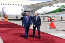 Президенти Ҷумҳурии Тоҷикистон Эмомалӣ Раҳмон вориди шаҳри Бишкеки Ҷумҳурии Қирғизистон шуданд