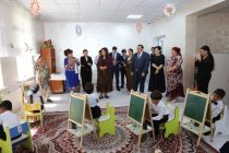 Муовини Сарвазири Тоҷикистон бо ҷараёни сохтмони иншооти соҳаи маорифу тандурустӣ дар шаҳри Ҳисор шинос шуд