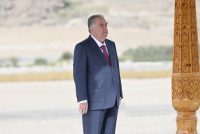 Сарвари давлат Эмомалӣ Раҳмон пас аз анҷоми сафари корӣ дар Вилояти Мухтори Кӯҳистони Бадахшон ба шаҳри Душанбе баргаштанд
