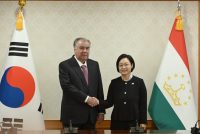 Президенти Ҷумҳурии Тоҷикистон Эмомалӣ Раҳмон бо Сарвазири Ҷумҳурии Корея Ҳан Сон Сук мулоқот намуданд