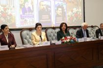 Се китоби рӯзномаи «Ҷумҳурият»: «Эмомалӣ Раҳмон ва эҳёи тамаддуни ориёӣ», «Бозгашти қаҳрамон» ва  «Бозгашти қаҳрамон 2» муаррифӣ гардид