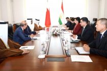 Мавсума Муинӣ бо роҳбари ҳайати Подшоҳии Баҳрайн Аҳмад Алсаллум вохӯрӣ намуд