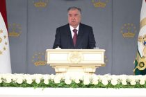 Пешвои миллат Эмомалӣ Раҳмон дар Паради ҳарбӣ ба муносибати ҷашни 35-солагии Истиқлоли давлатӣ иштирок намуданд