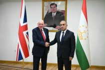 Котиби Шурои амният Юсуф Раҳмон бо Вазири давлатии Вазорати мудофиаи Подшоҳии Муттаҳидаи Британияи Кабир ва Ирландияи Шимолӣ Вернон Коаке мулоқот намуд