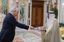 Сафири Тоҷикистон ба Амири Кувайт эътимоднома супорид