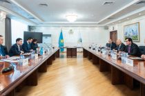 Дар доираи Форуми тиҷоратии «New Silk Way» роҳбарони роҳи оҳани Тоҷикистон ва Қазоқистон вохӯрӣ намуданд