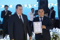 МАҚОМИ ОМӮЗГОР – МАҚОМИ СОЗАНДАГИИ МИЛЛАТ. Омӯзгорони шаҳри Душанбе қадрдонӣ карда шуданд