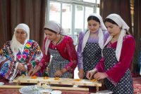 ОИЛАИ СОЛИМ. Омодасозии фарзандон ба ҳаёти мустақилона масъалаи муҳим аст