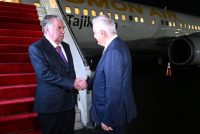 Президенти Ҷумҳурии Тоҷикистон Эмомалӣ Раҳмон бо сафари корӣ вориди шаҳри Еревани Ҷумҳурии Арманистон шуданд