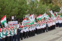 Ҷавонони шаҳри Ваҳдатро бо дуои неки модарон ба сафи Артиши миллӣ гусел намуданд